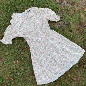 Farm style floral dress with collar